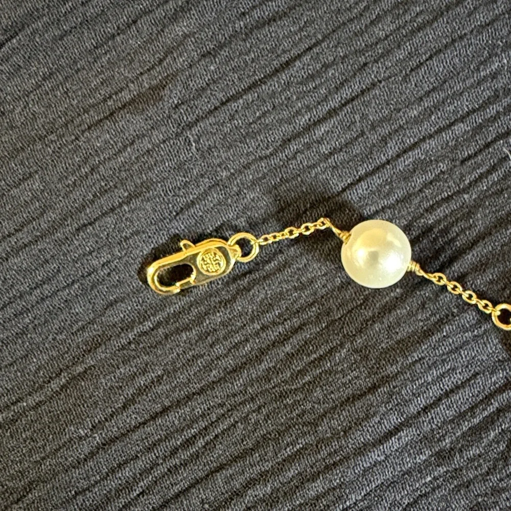 NWT Tory Burch Kira 18K-gold-plated and cultured pearl bracelet - Picture 3 of 5